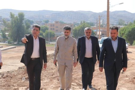 بازدید میدانی مدیرکل امورشهری و شوراهای استانداری خوزستان و شهردار مسجدسلیمان از پروژه جاده دسترسی فرودگاه