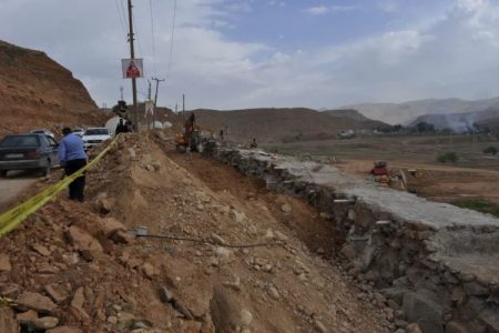 عملیات اجرایی پروژه بزرگ تعریض جاده دسترسی فرودگاه در حال انجام است