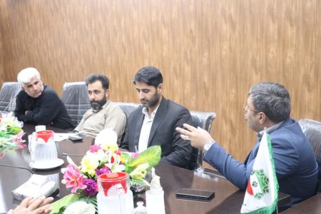 نشست رئیس اداره گاز با اعضای شورای اسلامی شهر مسجدسلیمان برگزار شد