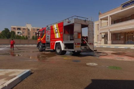شستشوی مدارس در آستانه سال تحصیلی جدید توسط سازمان آتش نشانی