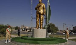 تندیس سردار شهید حاج قاسم سلیمانی در مسجدسلیمان رونمایی شد‌