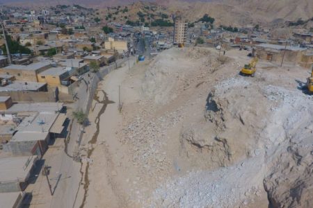 عملیات اجرایی رفع نقاط حادثه خیز دوراهی بی بیان در حال انجام است / پیشرفت فیزیکی ۵۵ درصدی تپه رانشی دوراهی بی بیان