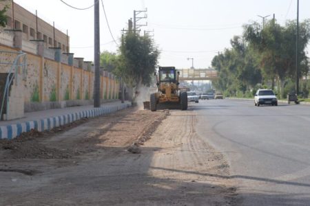 انجام عملیات تعریض مسیر میدان نفتون تا سه راهی سی برنج توسط شهرداری مسجدسلیمان