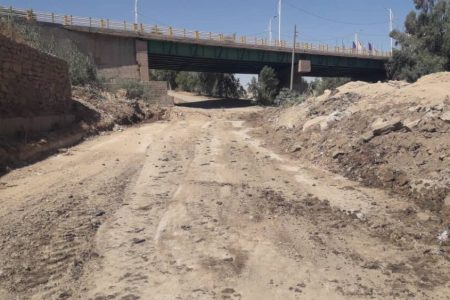 بازگشایی مسیر دسترسی پل قدیم هشت‌بنگله پس از سال‌ها توسط شهرداری مسجدسلیمان