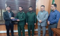 تقدیر از هفت سال تلاش رضا آذریان و معارفه سید حجت الله احمدی پور به عنوان فرمانده جدید بسیج شهرداری مسجدسلیمان