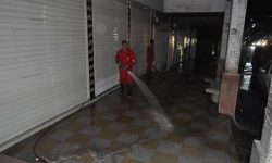 پاکسازی و شستشوی معابر و پیاده‌روهای خیابان آزادی مسجدسلیمان انجام شد