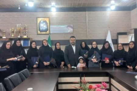 تجلیل از بانوان شاغل شهرداری مسجدسلیمان همزمان با ولادت حضرت زهرا(س)