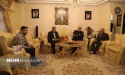 دیدار اعضای کمیسیون امنیت ملی مجلس با خانواده ی شهید شکست حصر یمن