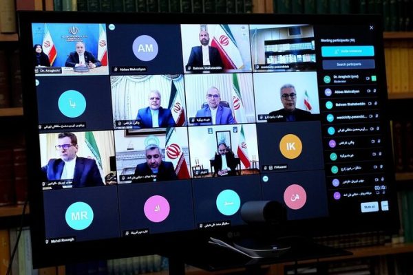 برگزاری نشست وبیناری عراقچی با سفرا و نمایندگان ایران در قاره آمریکا