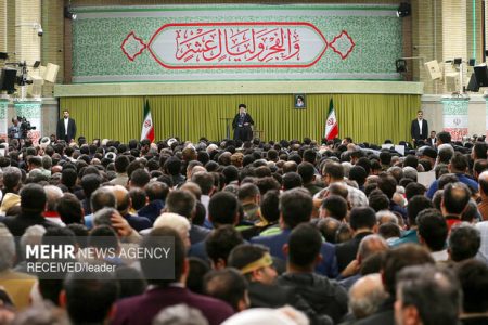 دیدار ۱۲ فروردین: آرامش و امید در میانه تهدیدها