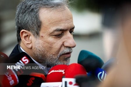 واکنش عراقچی به ادعاهای ترامپ؛ با مدرک صحبت کنید