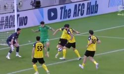 ویدیو| صحنه مشکوک پنالتی برای الاهلی برابر سپاهان که توسط داور رد شد