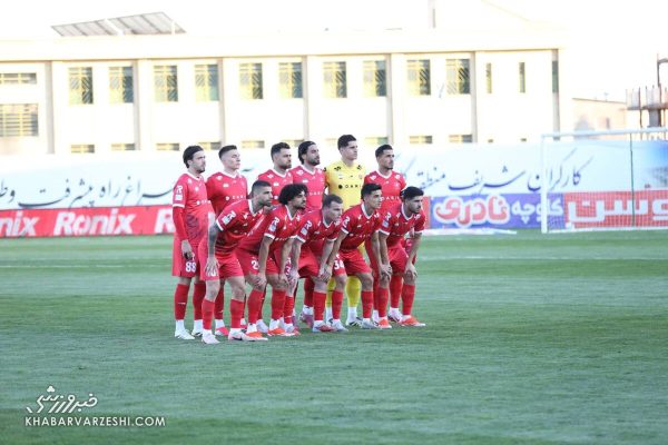 پرسپولیس با سه بازیکن سرخ شد +عکس