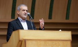 پزشکیان:نباید اجازه دهیم سلامت پلیس در صحنه ها و برخوردها به خطر بیفتد