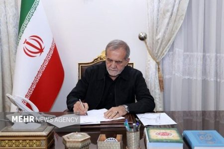 تقدیر پزشکیان از مواضع پاپ؛ با مطالبات غیرقانونی آمریکا مقابله شود