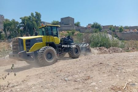 ساماندهی مسیر دسترسی پل قدیم ۸ بنگله با اجرای عملیات پاکسازی و نخاله‌برداری