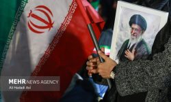 تهران درکانون تدارکات مراسم تشییع امام شهید/حضور مردم گسترده خواهد بود