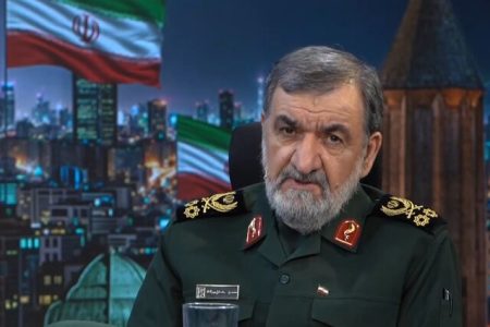 سرلشکر رضایی: امشب، متجاوزان پاسخ خود را دریافت کردند