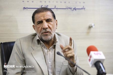کوثری: در صورت تداوم حملات به لبنان، باید فورا تنگه هرمز را ببندیم
