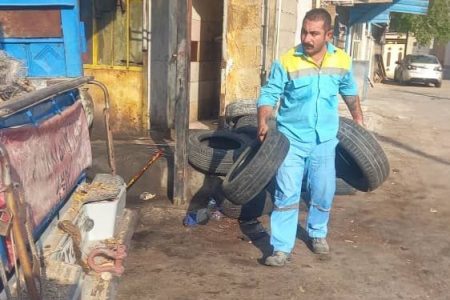 اجرای طرح جمع‌آوری لاستیک‌های فرسوده در سطح شهر مسجدسلیمان