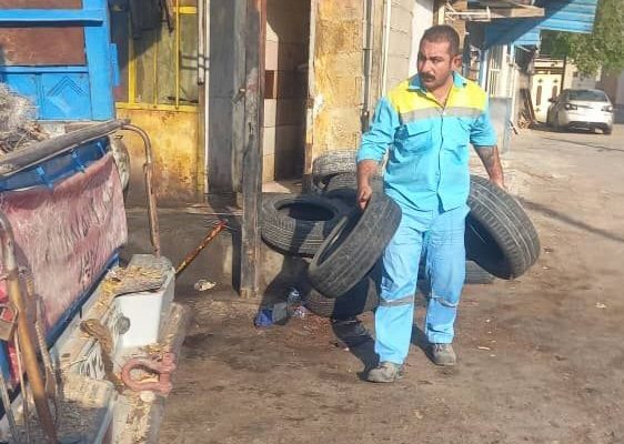 اجرای طرح جمع‌آوری لاستیک‌های فرسوده در سطح شهر مسجدسلیمان