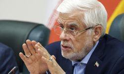 عارف: اختلافات داخلی دولت را به افکار عمومی بکشانید، عزل خواهید شد