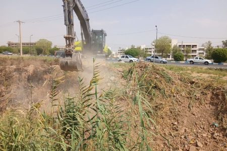 آبراهه‌های دو ورودی مهم شهر سامان گرفت؛ تداوم عملیات عمرانی شهرداری مسجدسلیمان