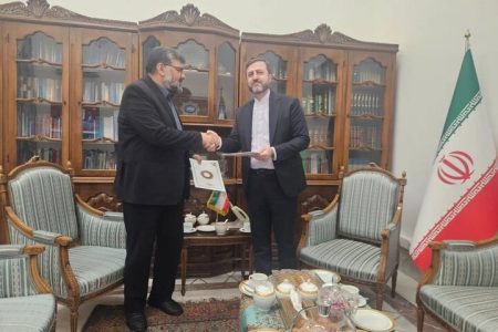 مستندات مرکز وکلای قوه قضاییه برای پیگیری جنایات آمریکا حیاتی است