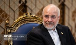 قالیباف: جهان در حال تماشای آمریکا بر لبه‌ی پرتگاه است
