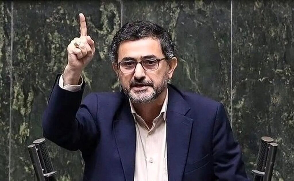 عضو کمیسیون امنیت ملی: رجانیوز حاضر شد بخاطر ضدیت با قالیباف و عناد با جلسه صحن بهارستان به رهبر انقلاب دروغ ببندد