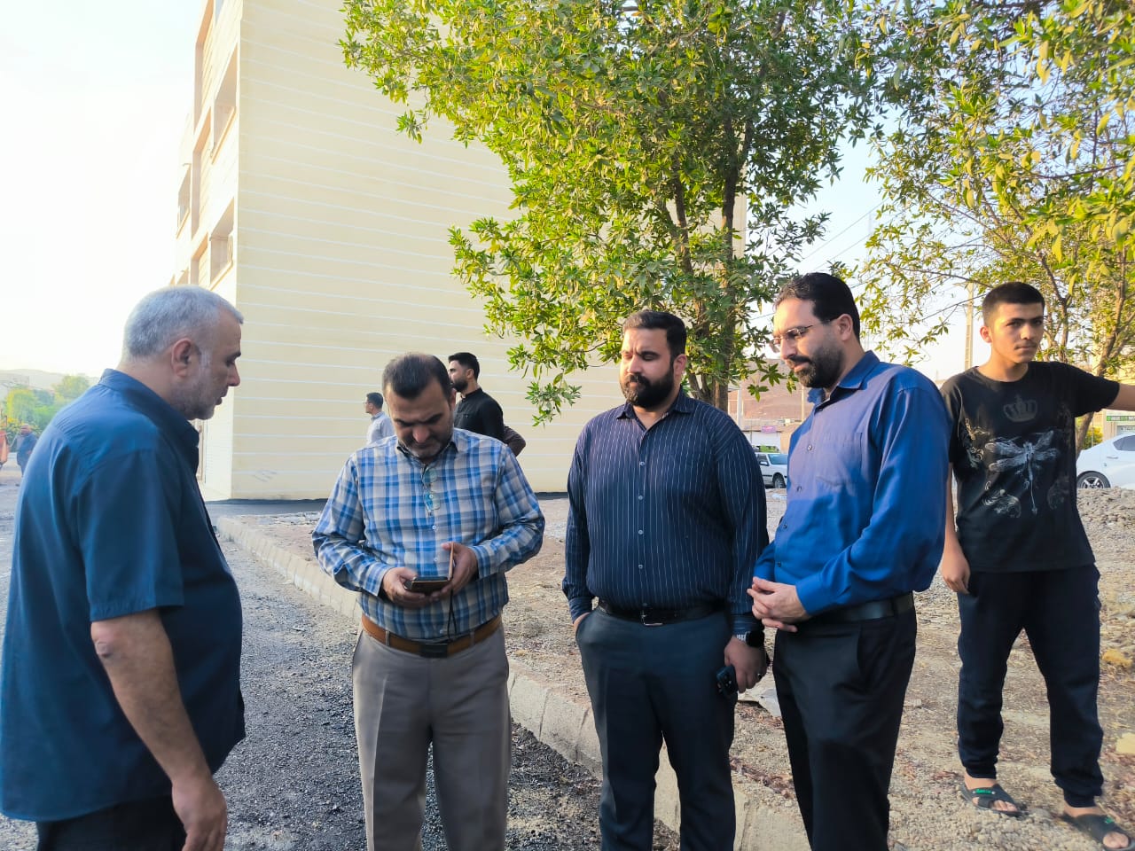 آغاز عملیات آسفالت‌ریزی در شهرک مهندسین سایت ۲ پس از ۷ سال
