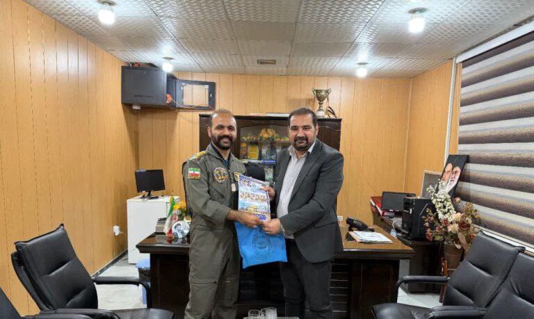 تقدیر فرمانده پایگاه دوم رزمی هوانیروز شهید آسیایی مسجدسلیمان از رئیس و کارکنان بنیاد شهید شهرستان